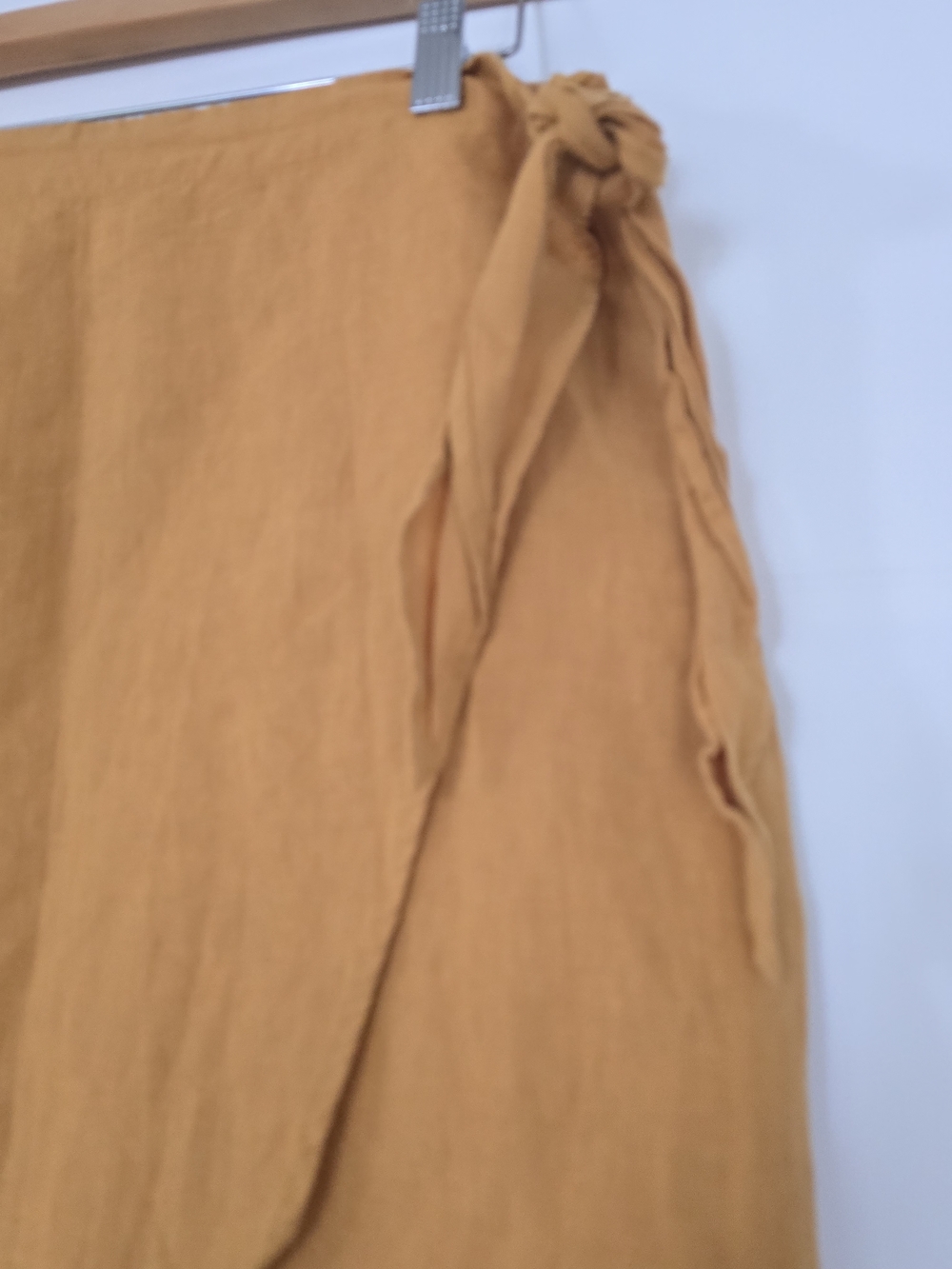 Zara Mustard Yellow 100% Linen Wrap Mini Skirt Side Tie Size Medium - Picture 2 of 6